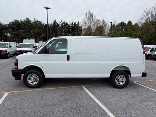 New 2026 Chevrolet Express 2500 w/ Driver Convenience Package RWD image 4