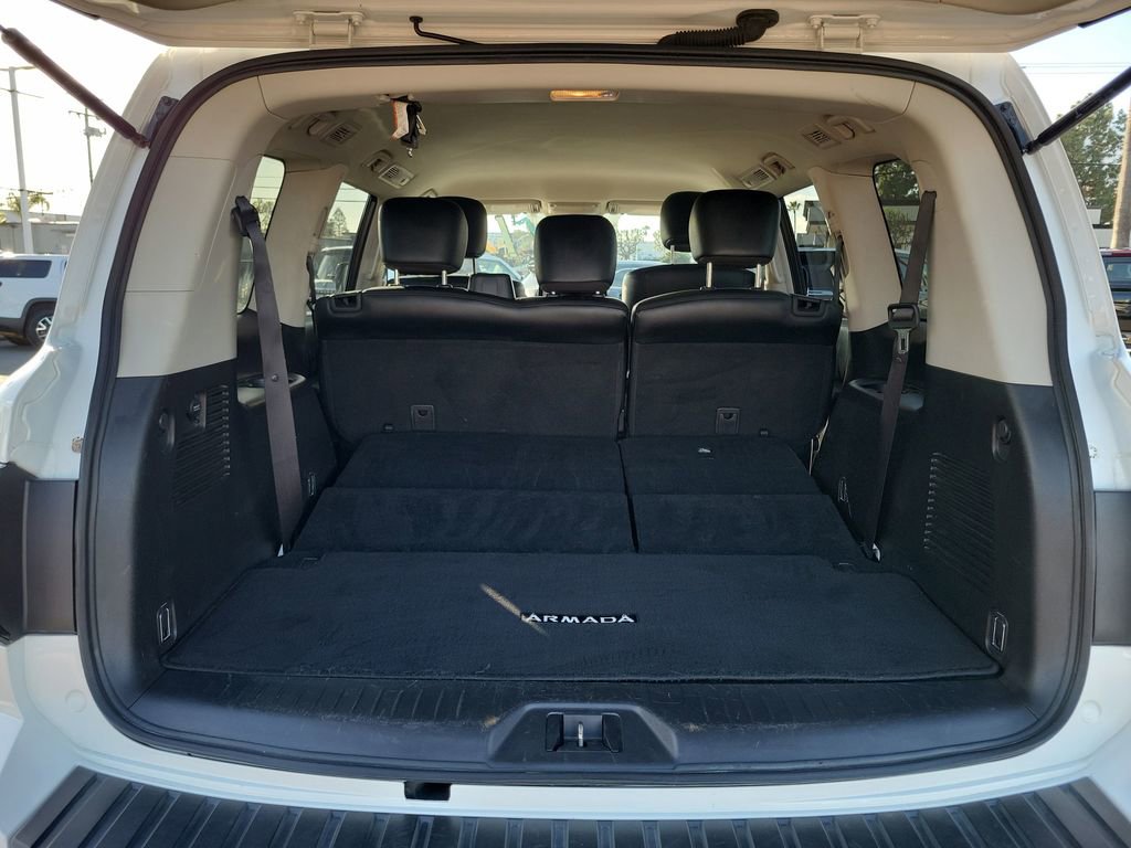 Used 2024 Nissan Armada SV image 21