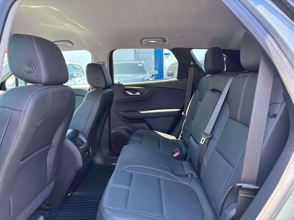 Used 2023 Chevrolet Blazer LT AWD/4WD image 14