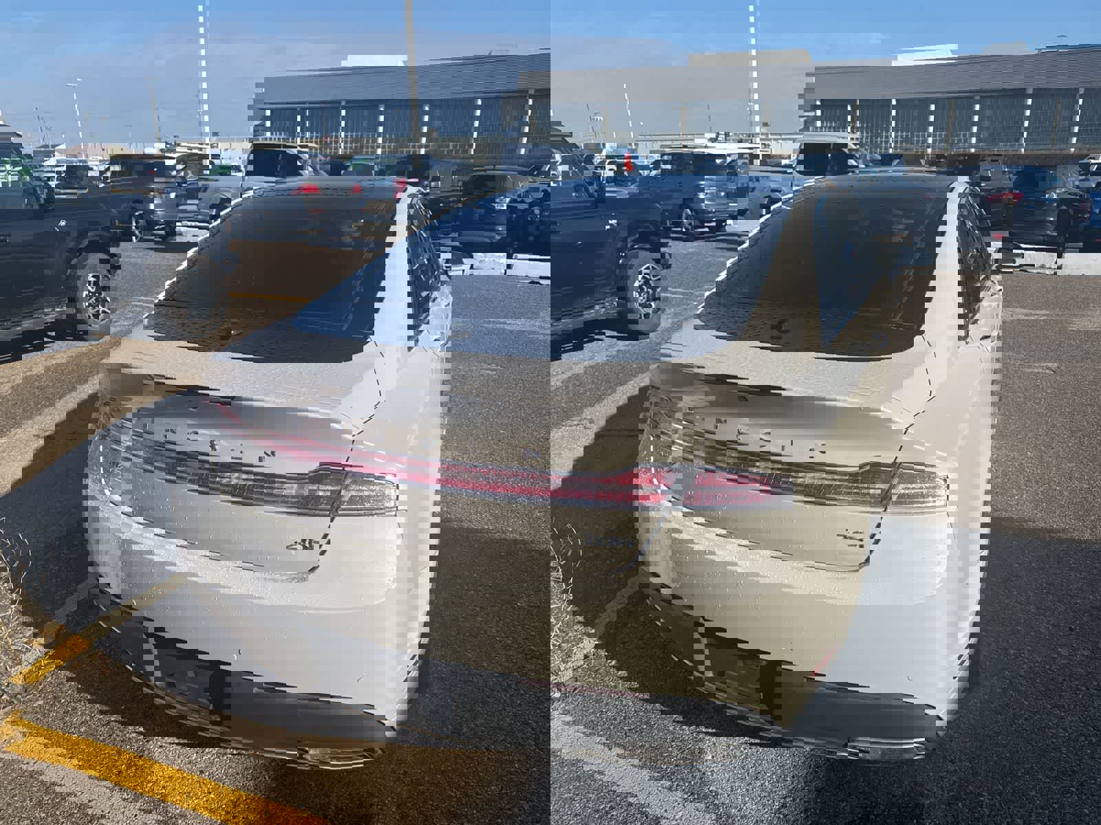 Used 2020 Lincoln MKZ Reserve w/ Elements Package image 11