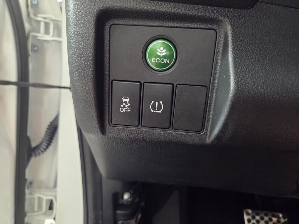 Used 2021 Honda HR-V Sport image 19