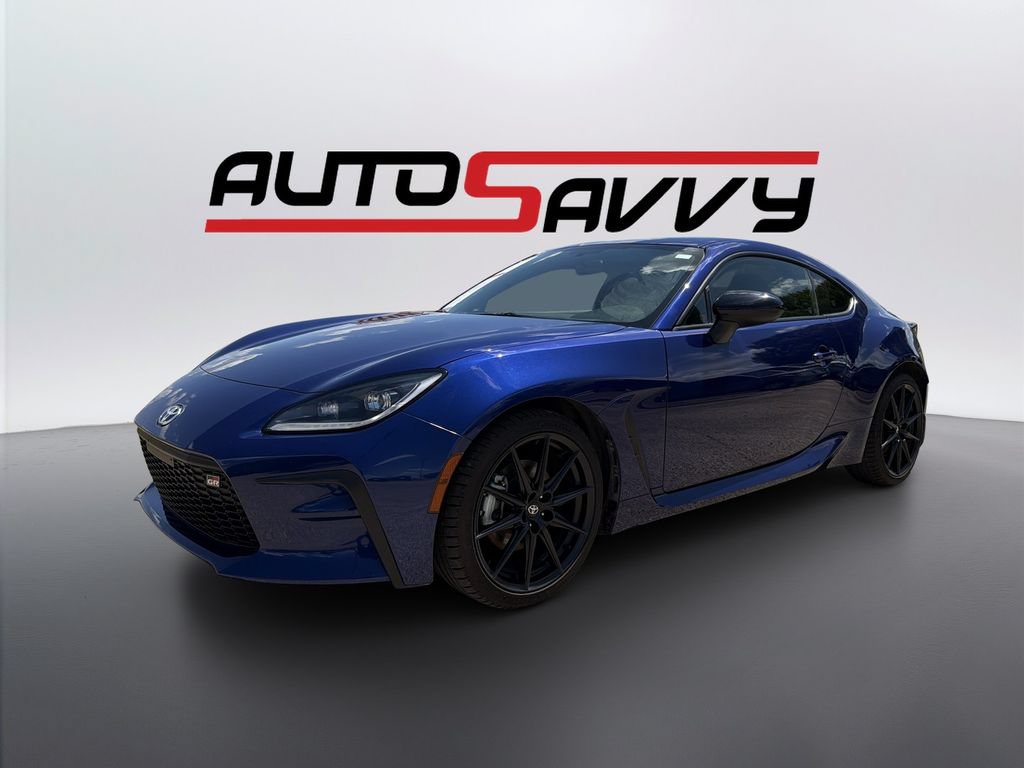 Used 2025 Toyota GR86 Premium RWD image 1