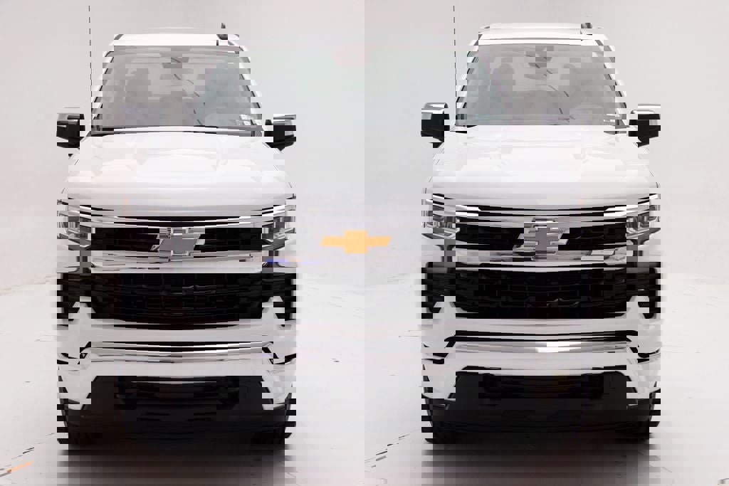 Used 2024 Chevrolet Silverado 1500 LT AWD/4WD image 4