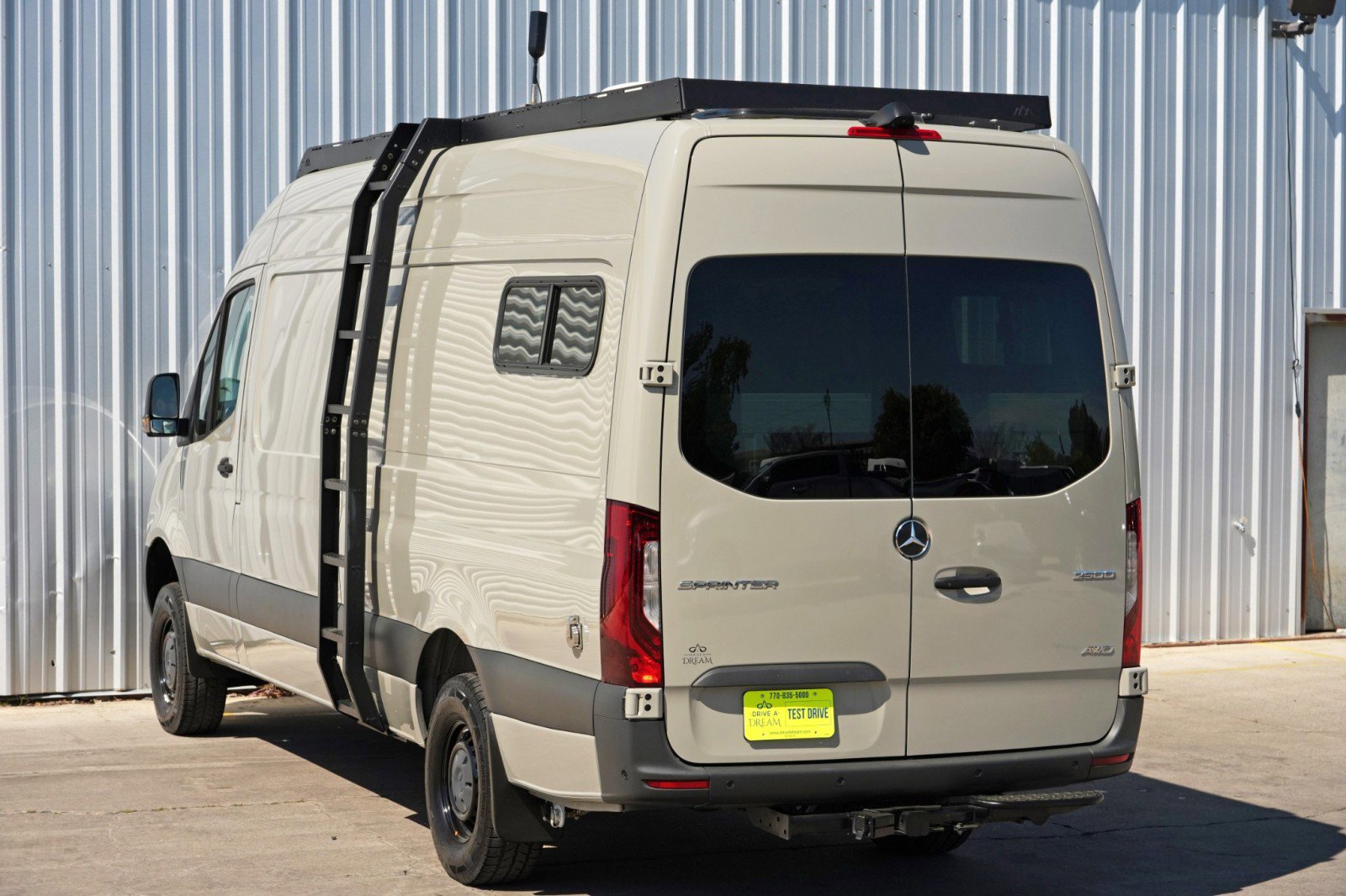 Used 2023 Mercedes-Benz Sprinter 2500 image 65