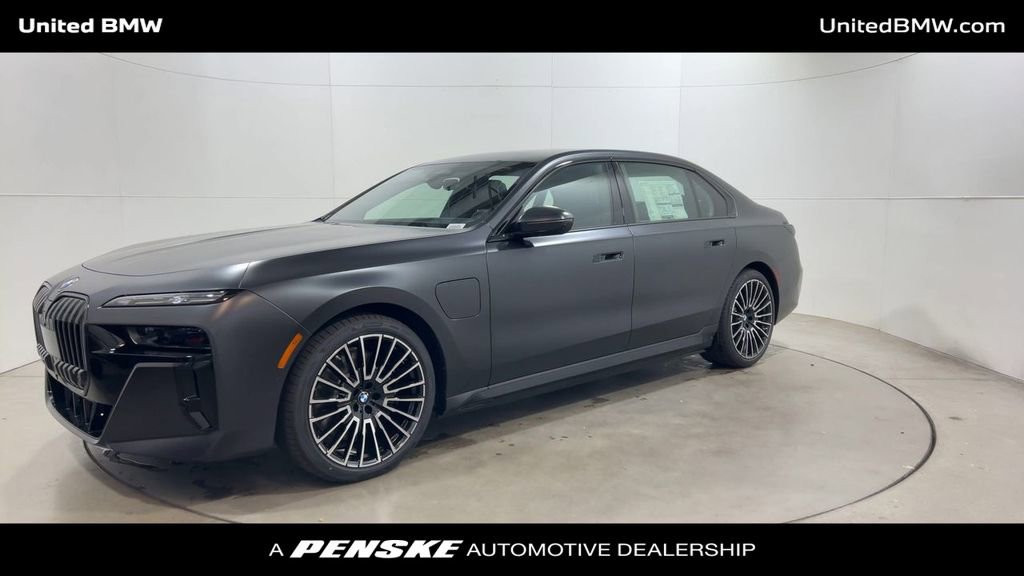 New 2026 BMW 750e xDrive w/ Executive Package image 4