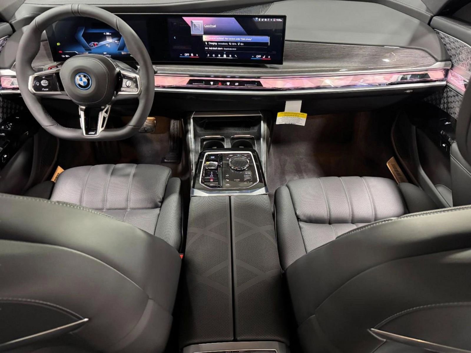 New 2026 BMW i7 xDrive60 image 12