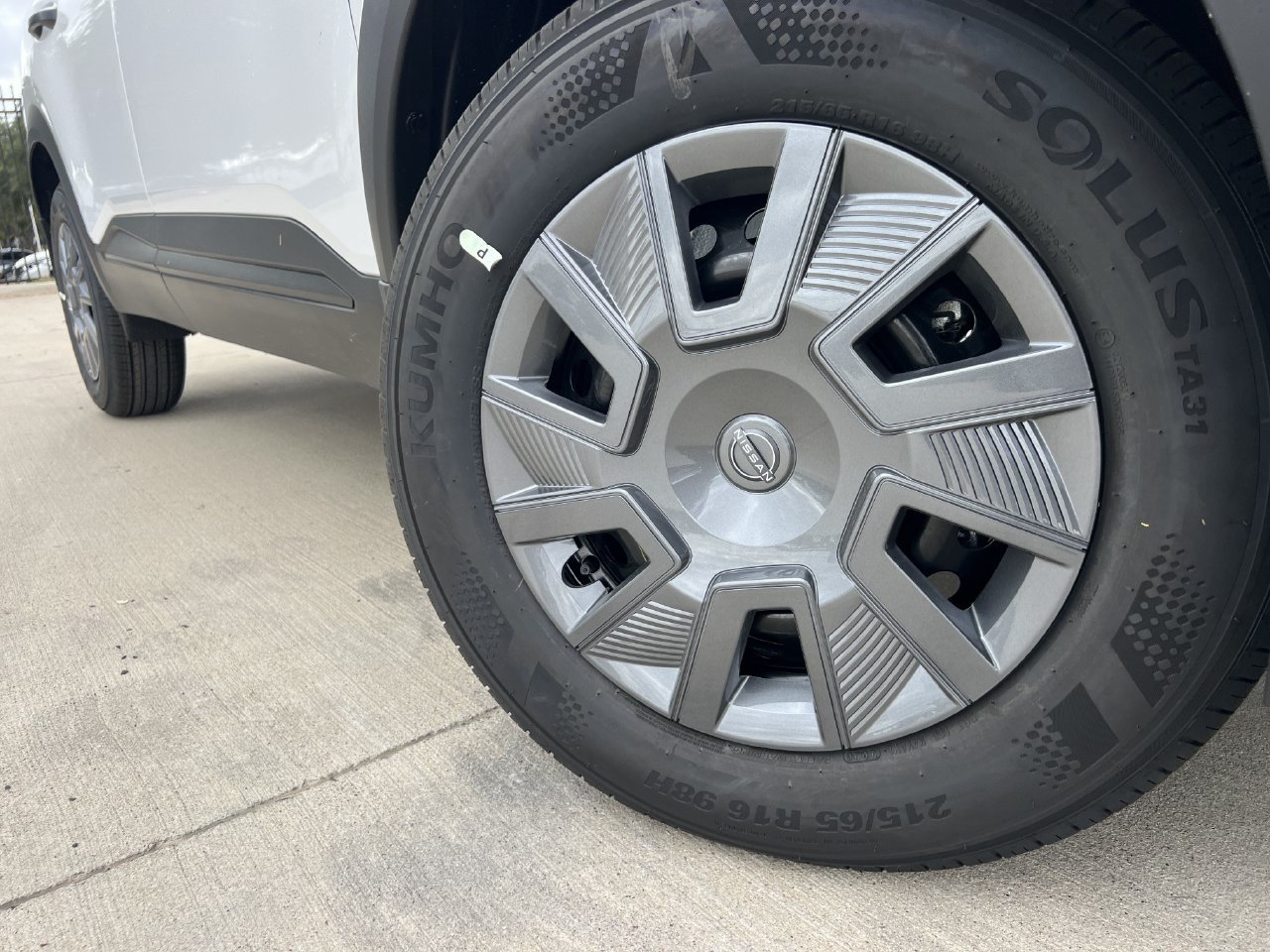 New 2027 Nissan Kicks S FWD image 6