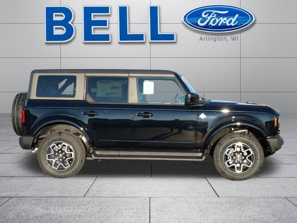 New 2025 Ford Bronco Outer Banks image 2