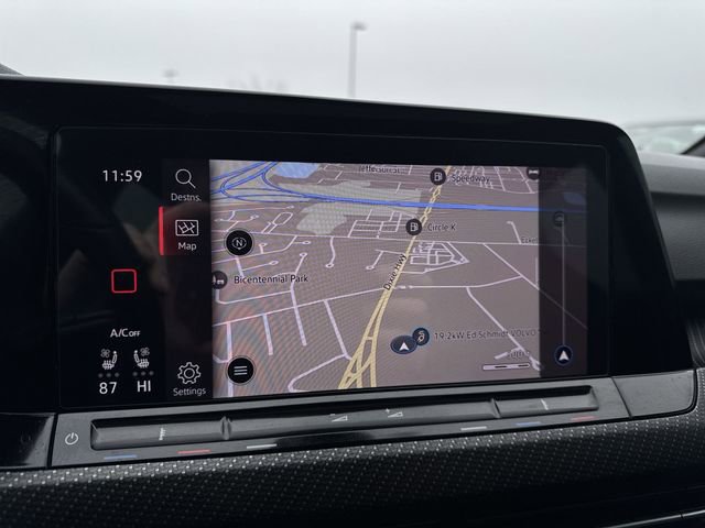 Used 2022 Volkswagen Golf R image 14