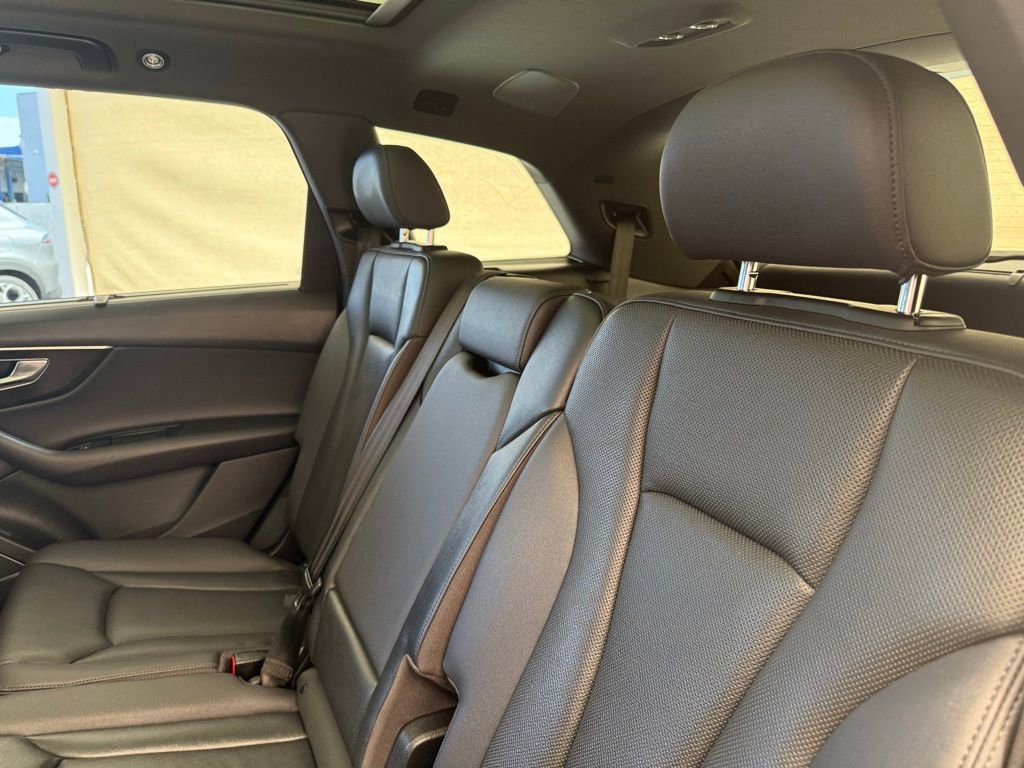 Used 2020 Audi Q7 2.0T Premium Plus w/ Premium Plus Package AWD/4WD image 22