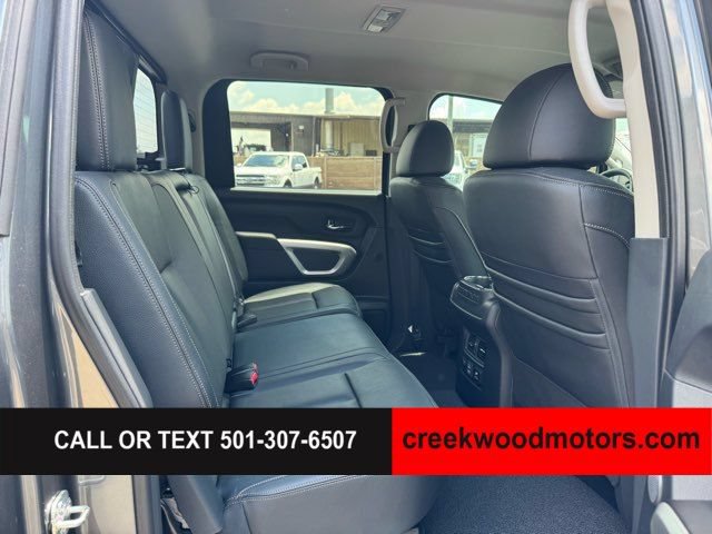 Used 2019 Nissan Titan SL w/ Chrome Package AWD/4WD image 13