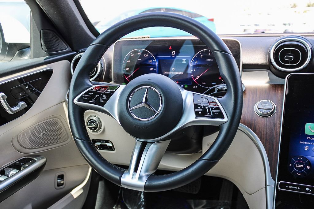 Used 2025 Mercedes-Benz C 300 4MATIC Sedan image 16