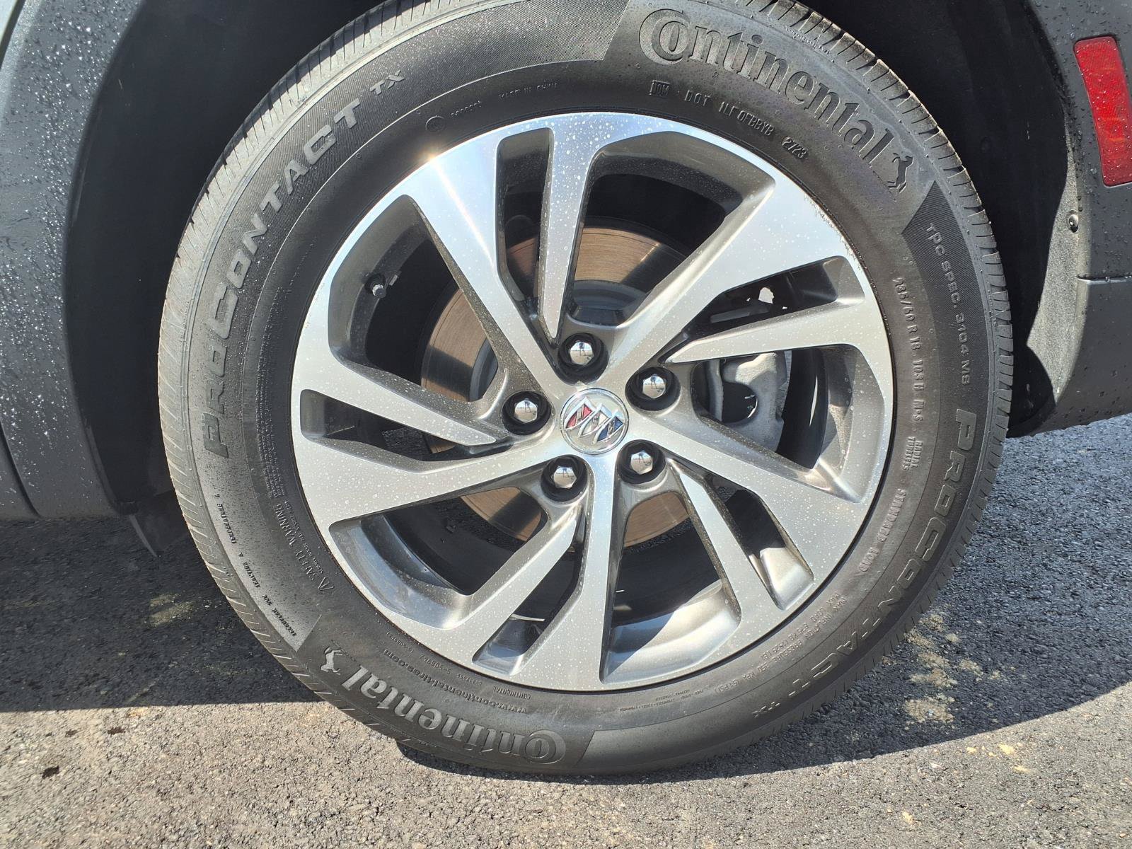 Used 2023 Buick Envision Essence AWD/4WD image 33