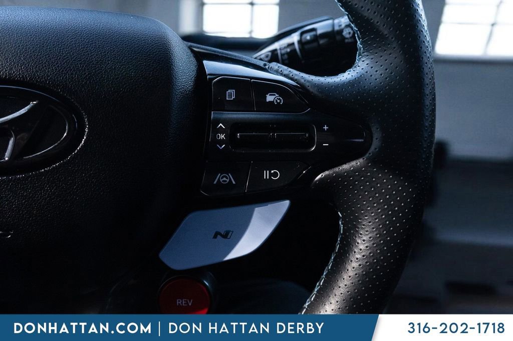 Used 2023 Hyundai Elantra N image 11