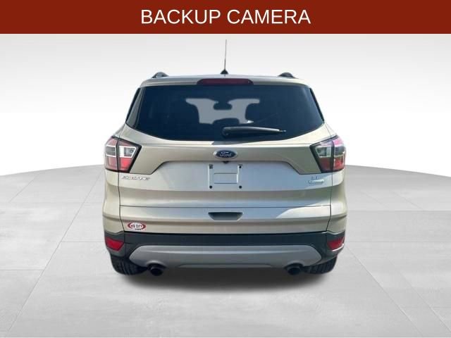 Used 2017 Ford Escape SE w/ Equipment Group 201A image 6