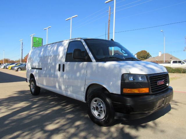 Used 2023 GMC Savana 2500 Extended w/ Driver Convenience Package image 3