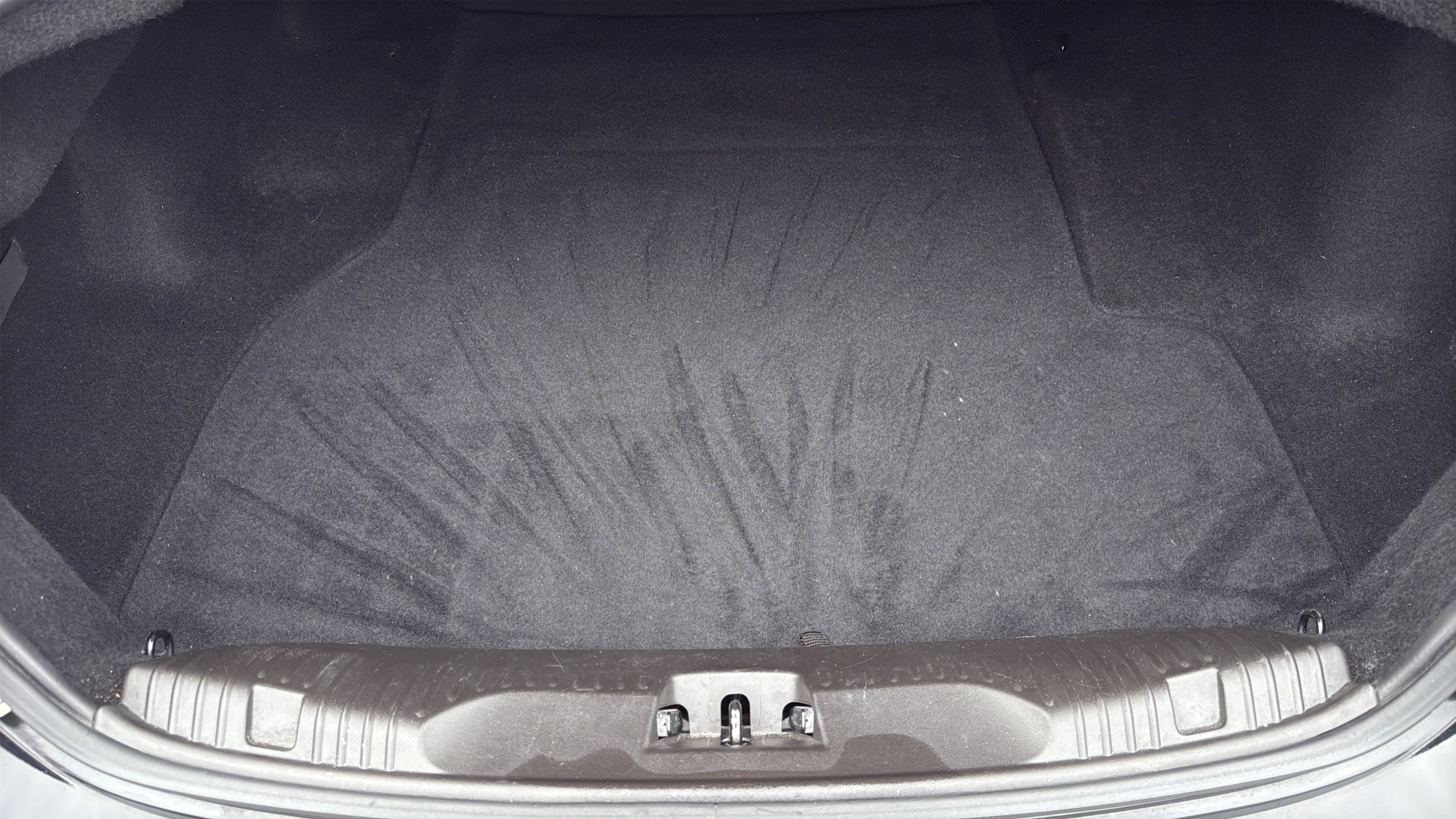 Used 2012 Jaguar XF image 46