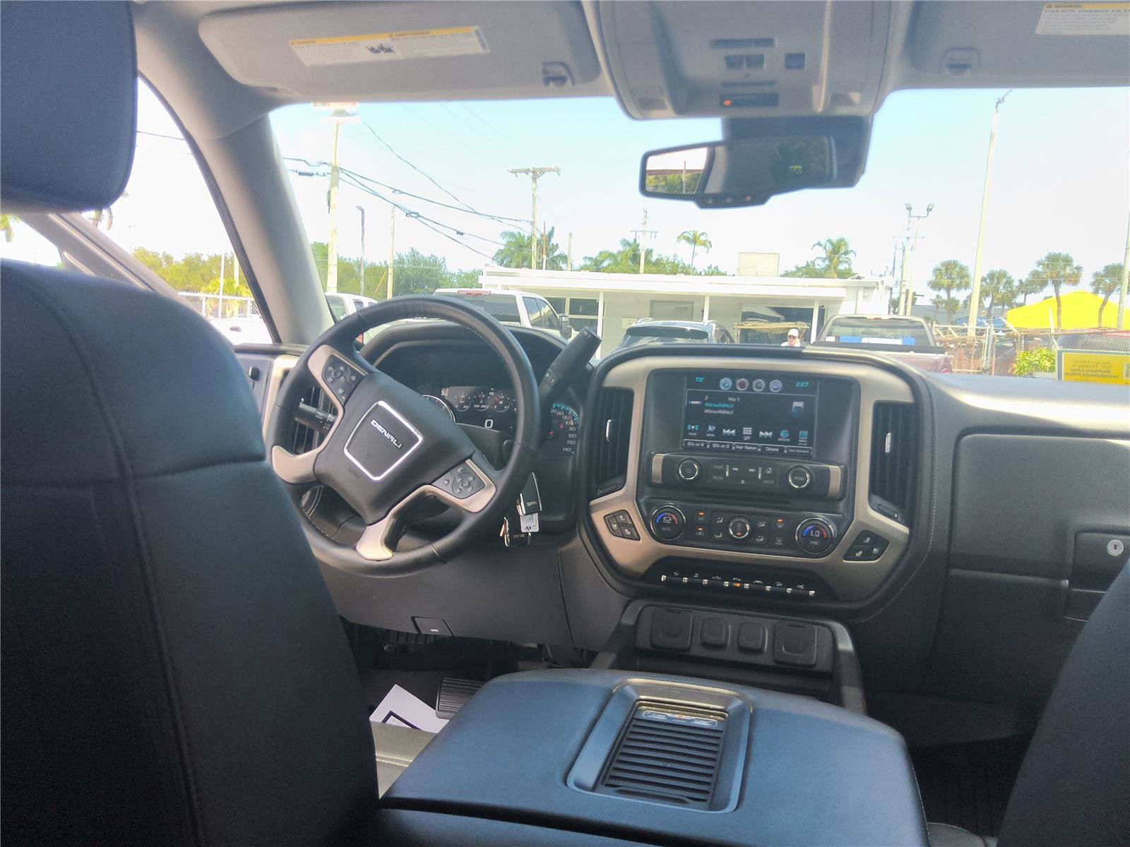 Used 2017 GMC Sierra 1500 Denali w/ Denali Ultimate Package AWD/4WD image 26