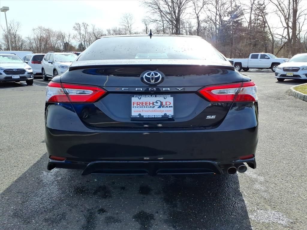 Used 2020 Toyota Camry SE image 19
