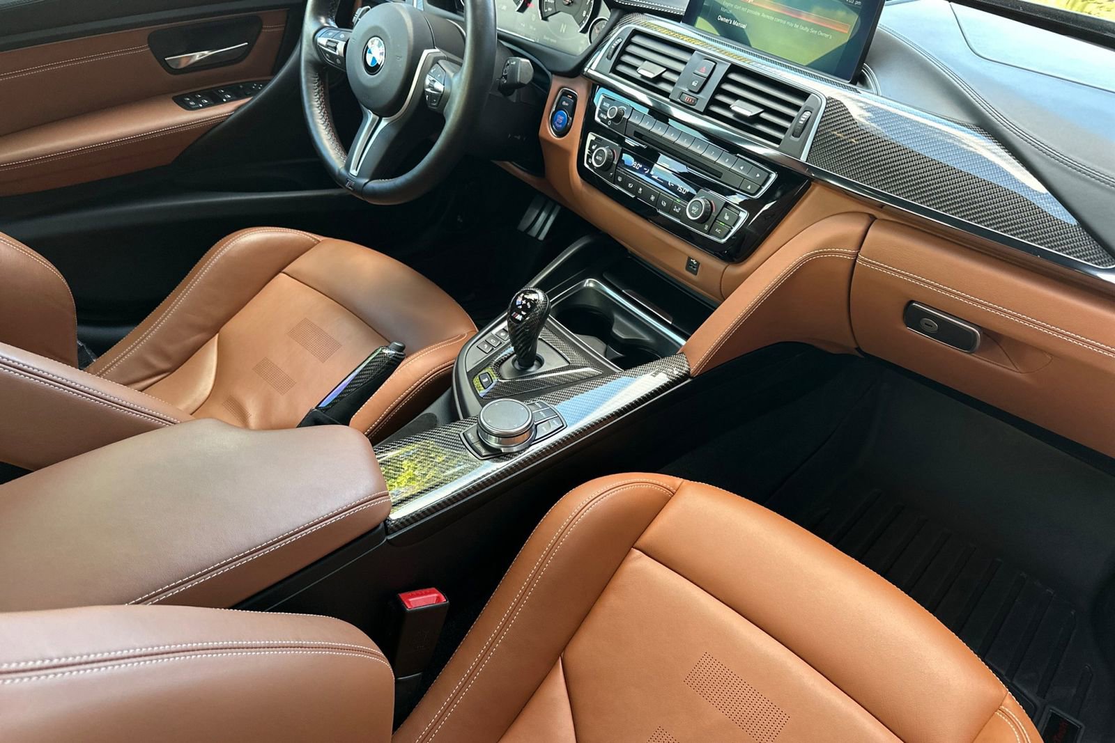 Used 2018 BMW M3 Base image 17