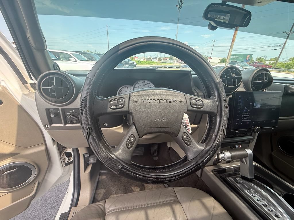 Used 2003 HUMMER H2 w/ Preferred Equipment Group AWD/4WD image 15