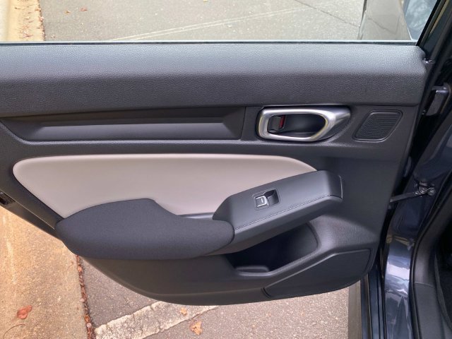 Used 2024 Honda Civic LX image 10