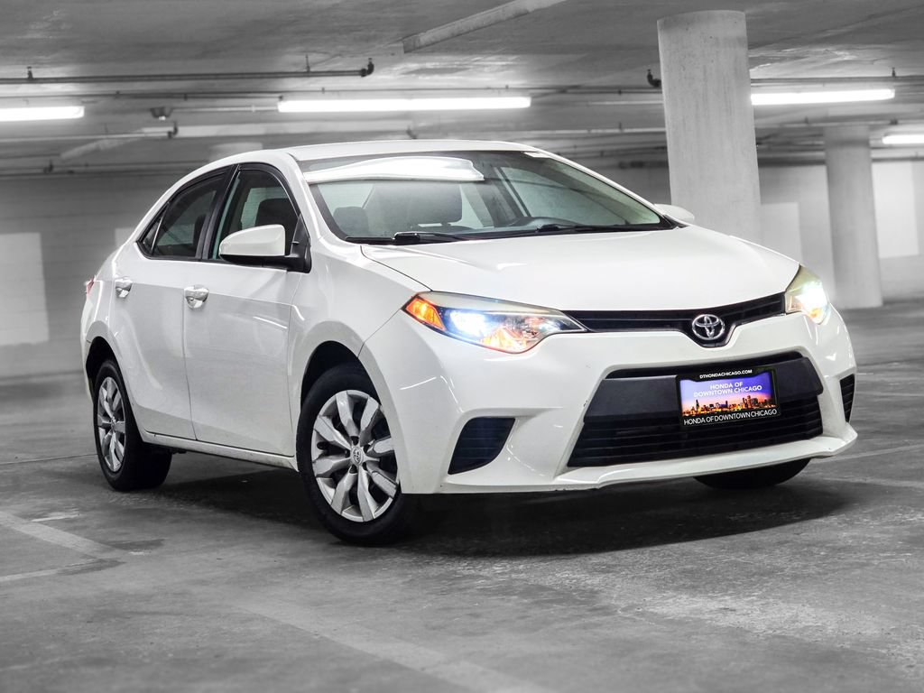 Used 2014 Toyota Corolla LE FWD image 4
