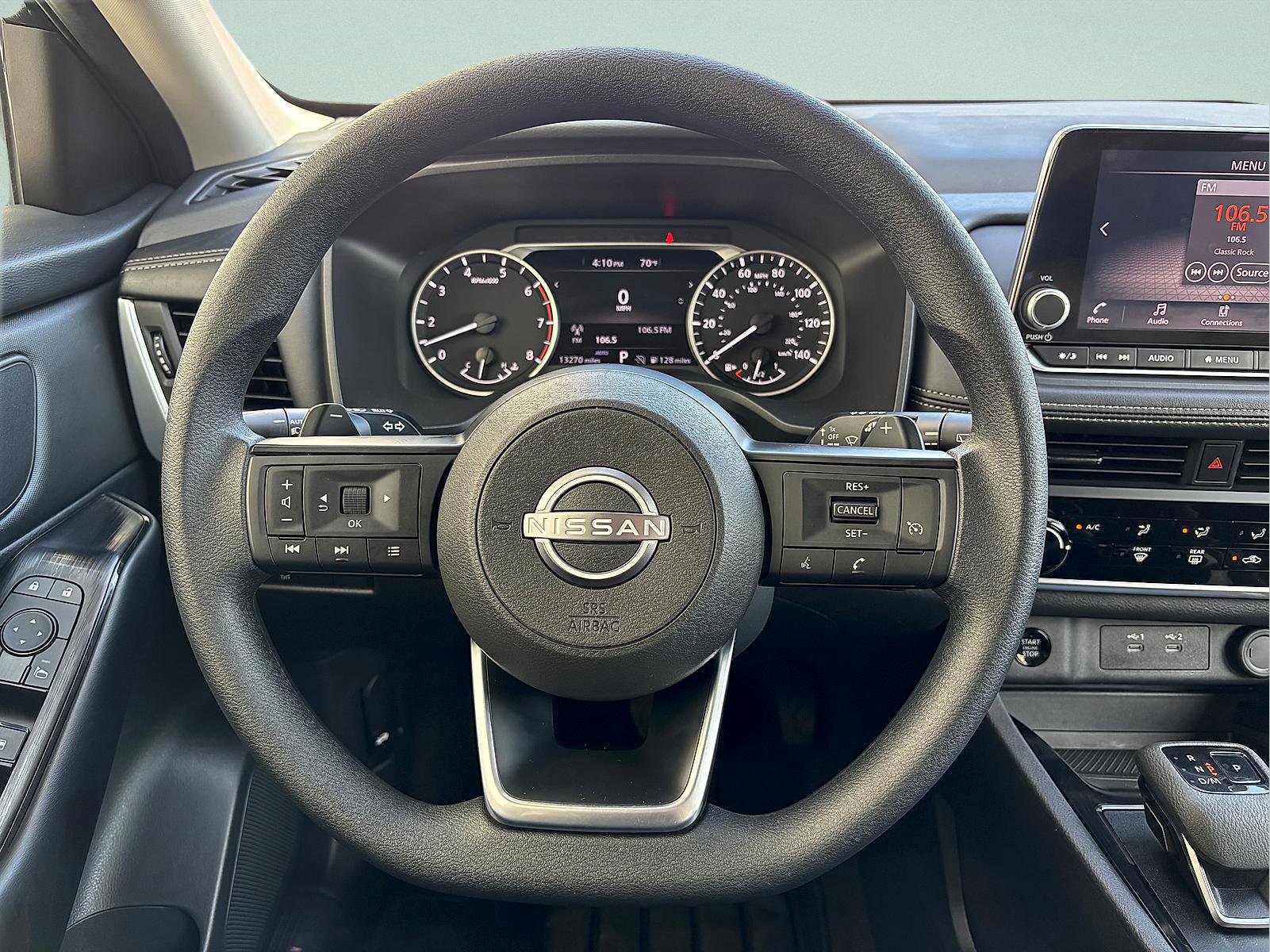 Used 2024 Nissan Rogue S AWD/4WD image 16