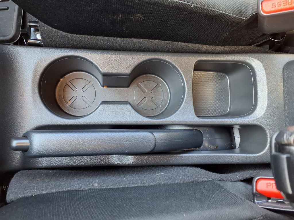 Used 2025 Nissan Kicks Play S image 11