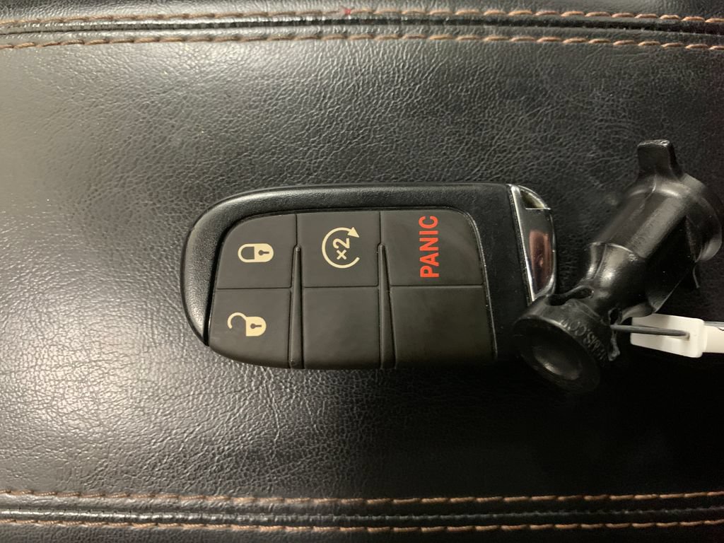 Used 2022 Jeep Compass Limited AWD/4WD image 31