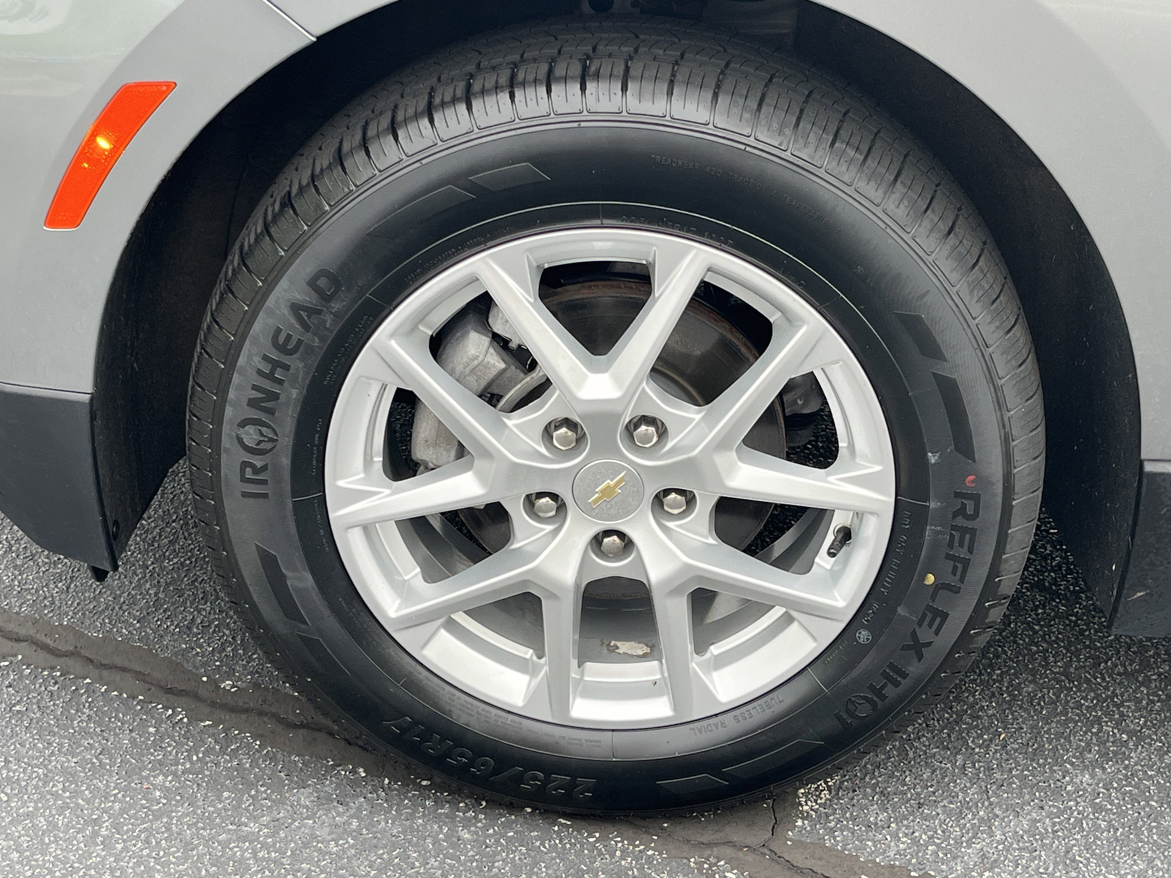 Used 2024 Chevrolet Equinox LS w/ LPO, Floor Liner Package FWD image 26