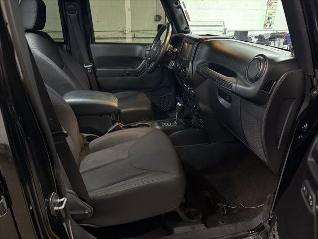 Used 2014 Jeep Wrangler Unlimited Sport w/ Quick Order Package 24S image 15