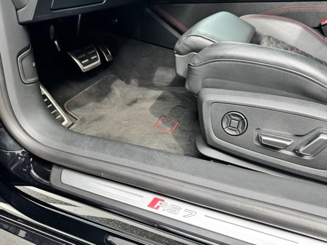 Certified 2023 Audi RS 7 Sportback w/ Black Optic Package AWD/4WD image 37