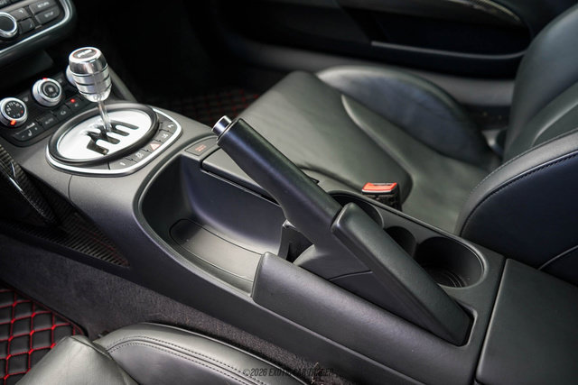 Used 2011 Audi R8 V10 AWD/4WD image 32