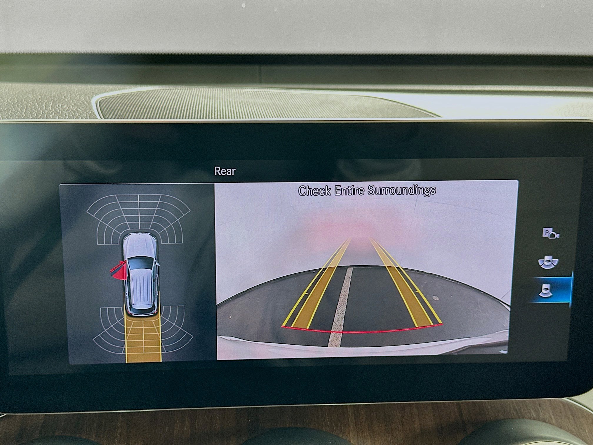 Used 2022 Mercedes-Benz GLC 300 4MATIC w/ Premium Package Lite image 22