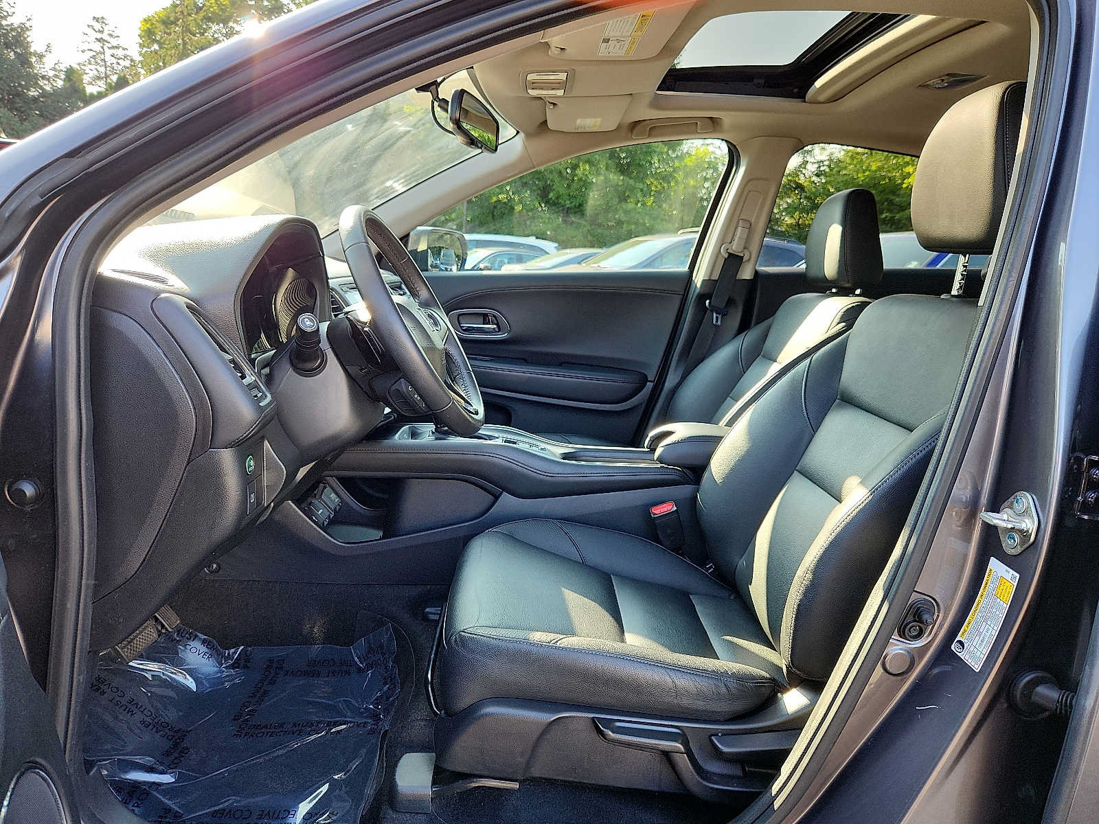 Used 2018 Honda HR-V EX-L image 13