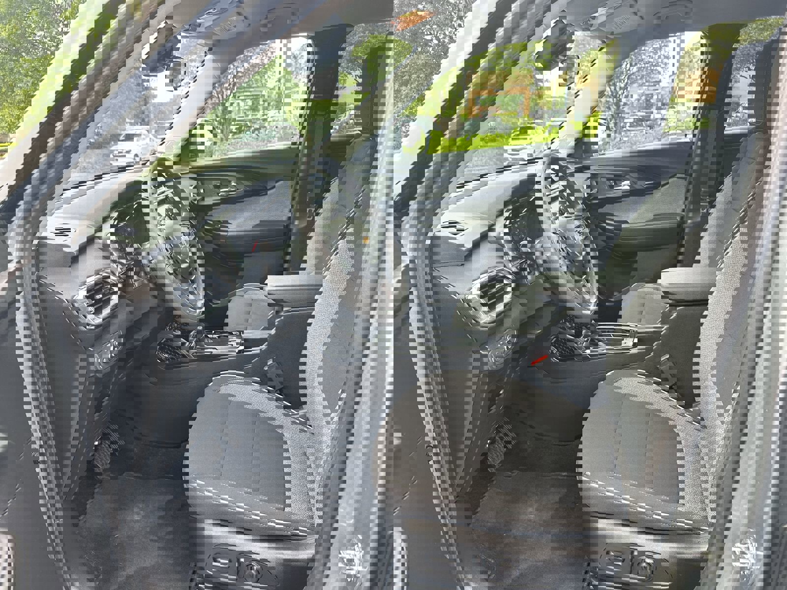 Used 2023 Chevrolet TrailBlazer LT image 16