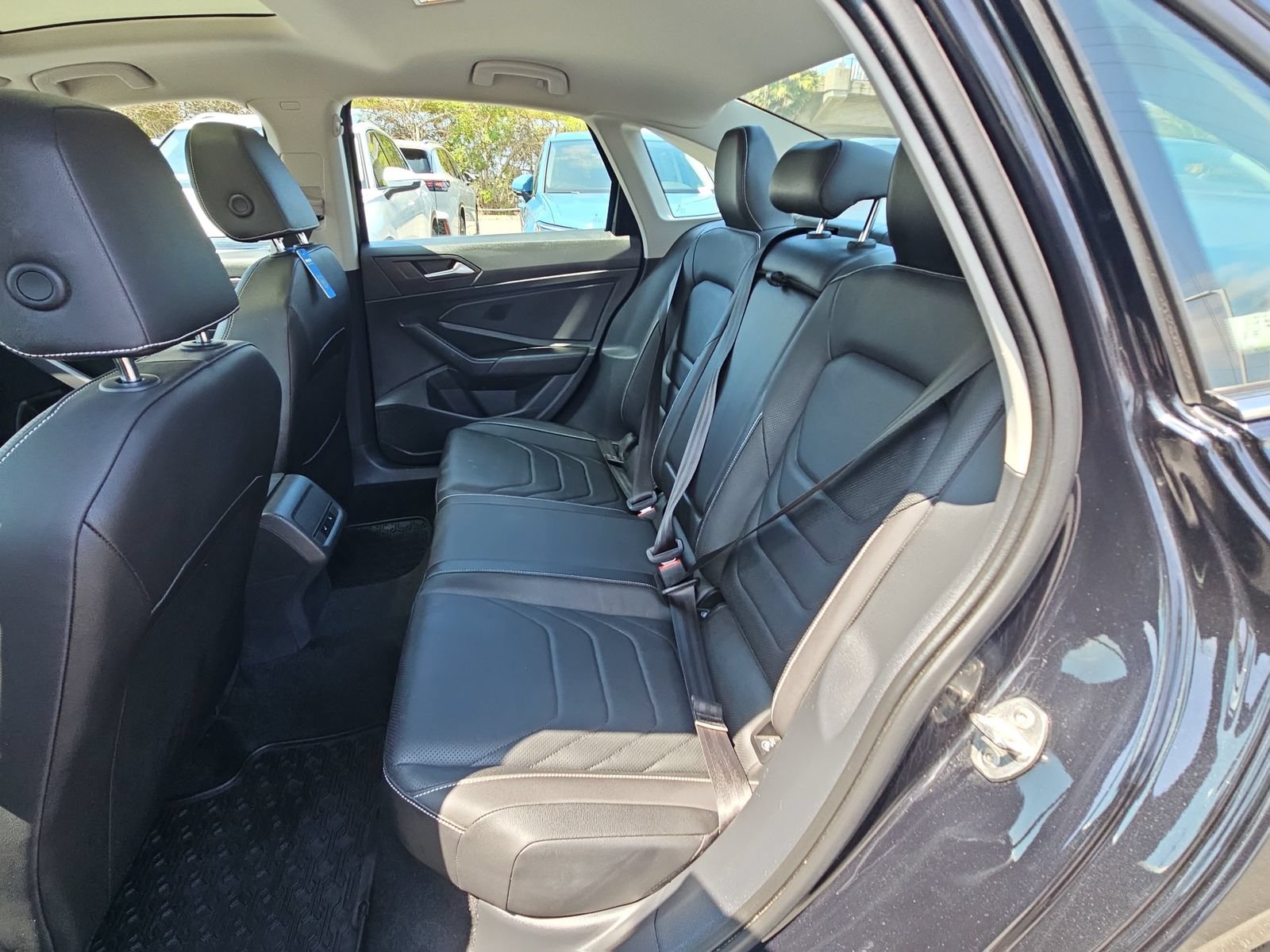 Certified 2023 Volkswagen Jetta SEL FWD image 15