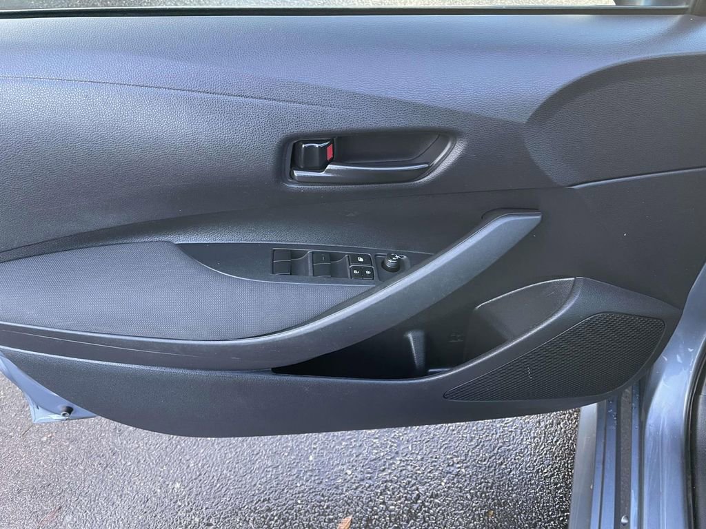 Used 2023 Toyota Corolla LE image 26