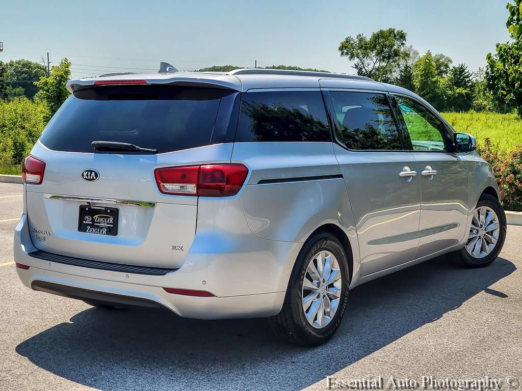 Used 2016 Kia Sedona EX FWD image 7