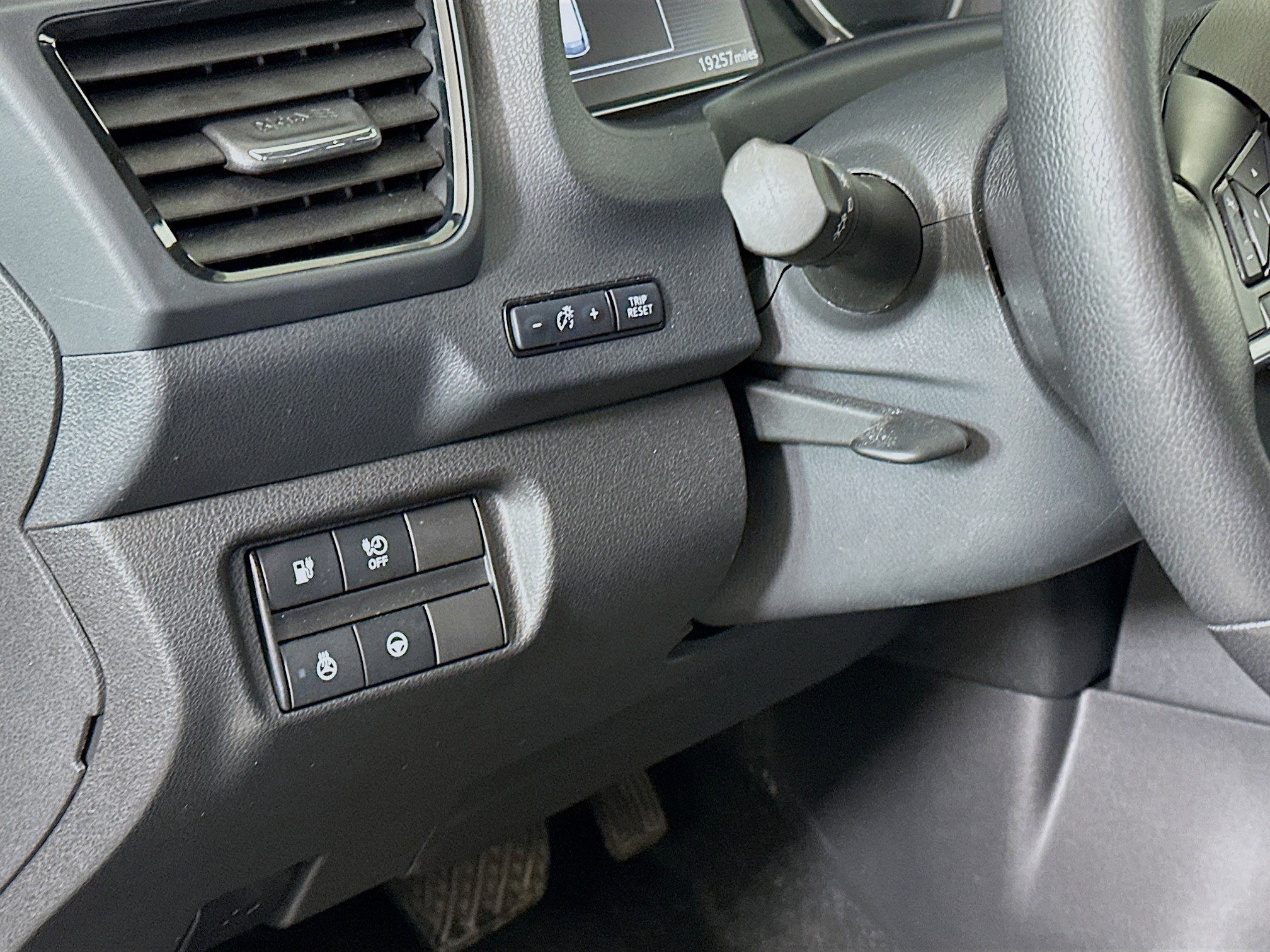 Used 2025 Nissan Leaf SV Plus FWD image 17