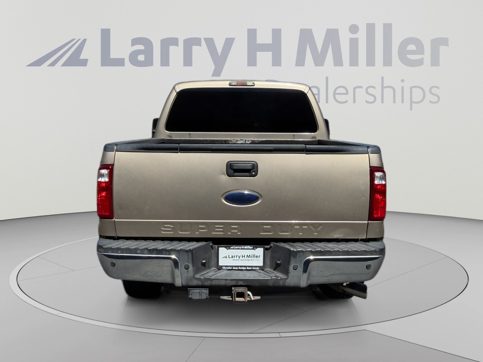 Used 2011 Ford F250 XLT w/ XLT Premium Pkg AWD/4WD image 4
