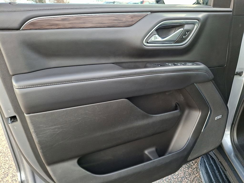 Used 2022 Chevrolet Tahoe LT w/ LT Signature Package image 15