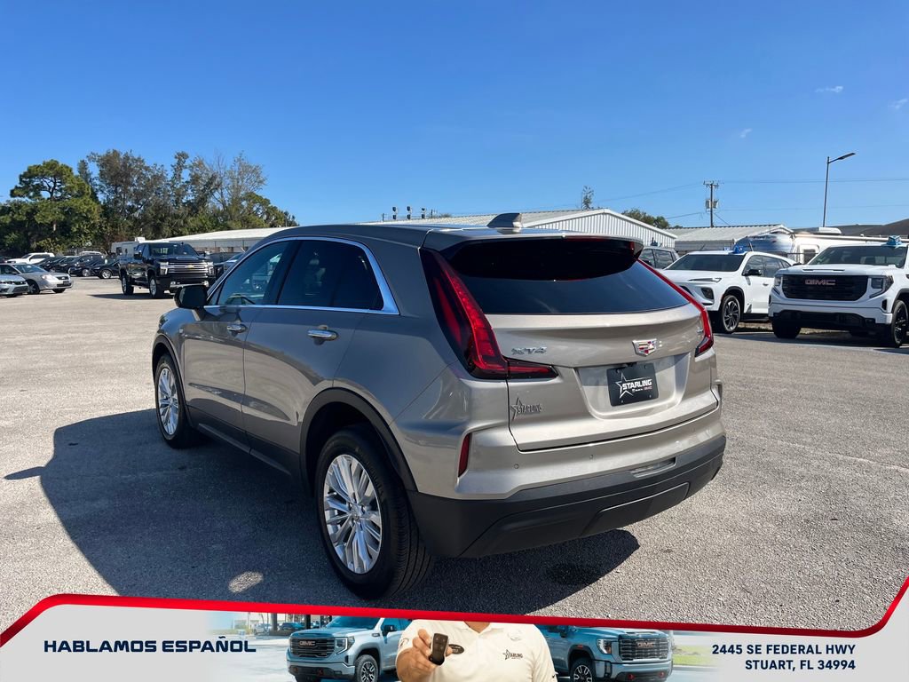 Used 2024 Cadillac XT4 Luxury image 5
