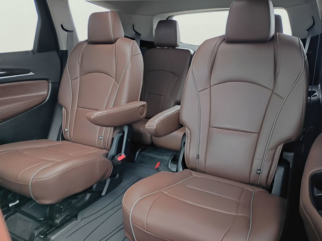 Used 2019 Buick Enclave Avenir w/ Avenir Technology Package image 30