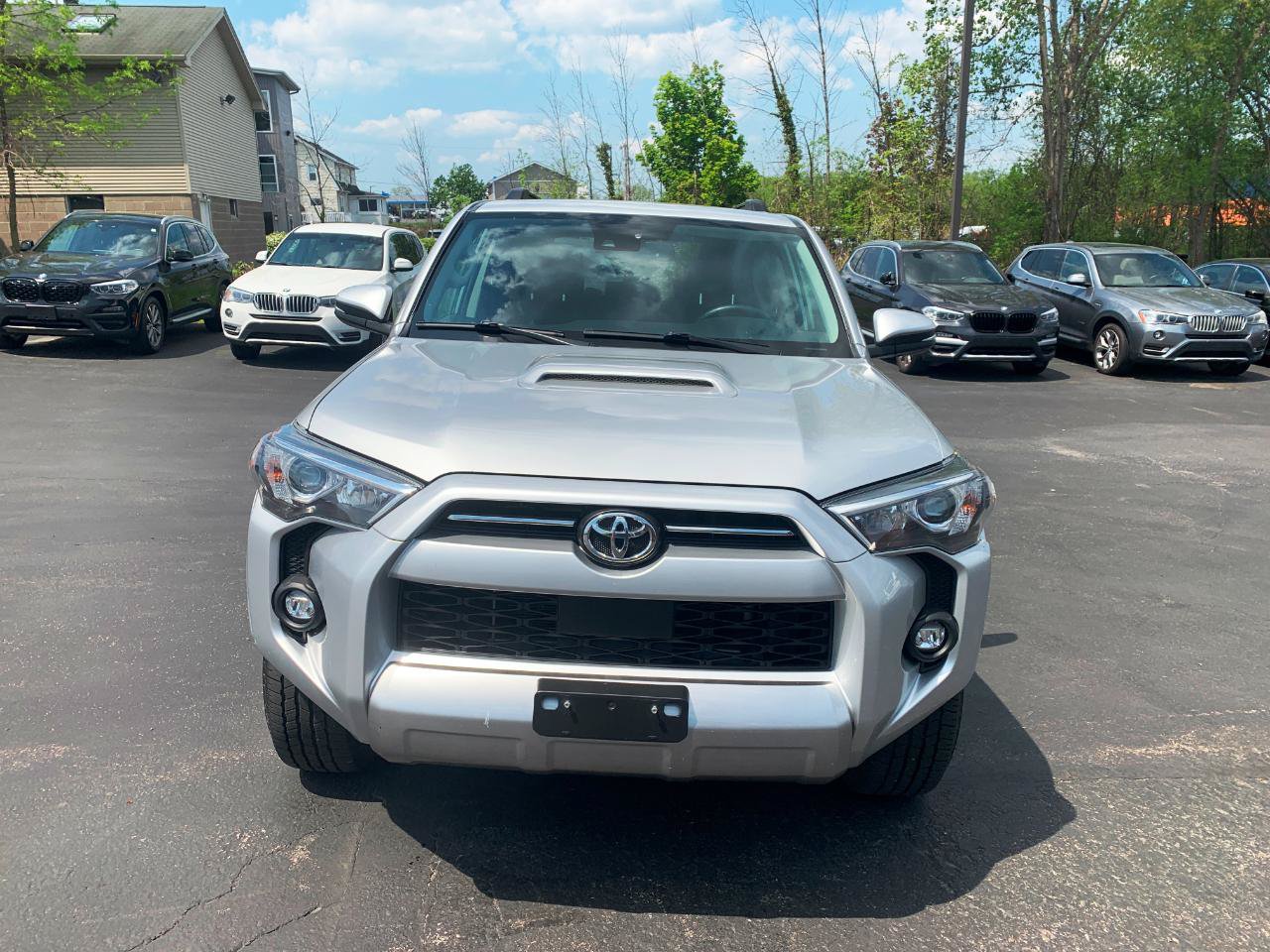 Used 2021 Toyota 4Runner SR5 AWD/4WD image 3