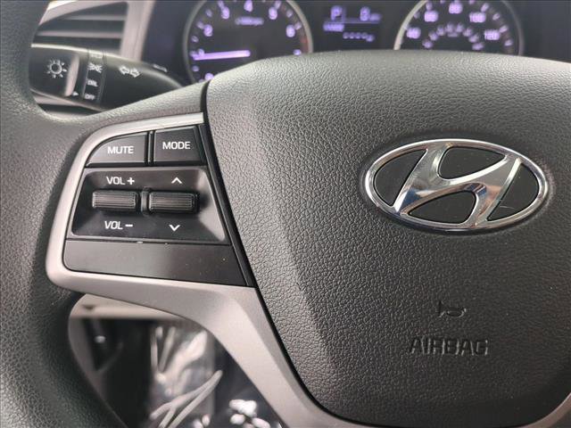 Used 2017 Hyundai Elantra SE FWD image 27