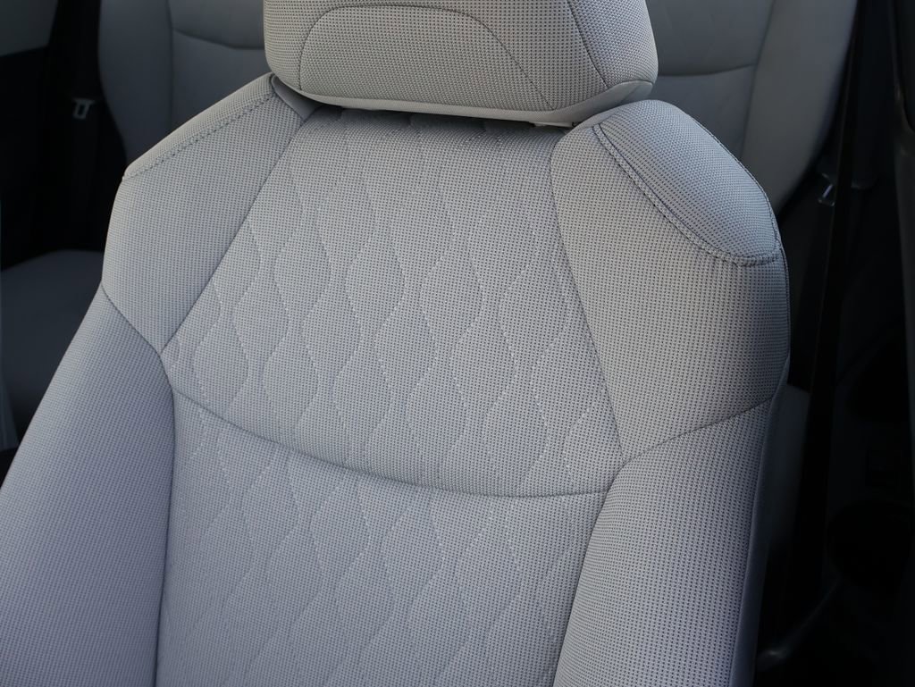 New 2026 Toyota Corolla Cross L image 21