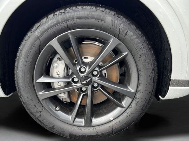 New 2027 Genesis GV70 2.5T Select AWD/4WD image 25