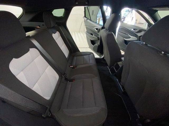 Used 2024 Chevrolet Trax RS w/ Driver Confidence Package FWD image 13